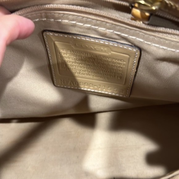 Vintage Coach Handbag - Picture 11 of 11